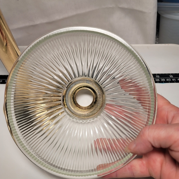 VTG. Partylite Brass Candle Lamp and Glass Shade. - Picture 3 of 11